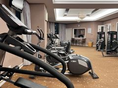 -汕尾巴黎半岛酒店