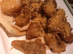 -新大咀港式茶餐厅(宝山万达店)
