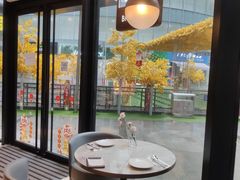 靠窗位-必胜客(吾悦国际广场店)