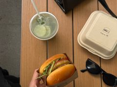 -M Stand(南京新街口金鹰店)