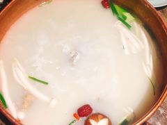 -三人行骨头王火锅(长寿店)