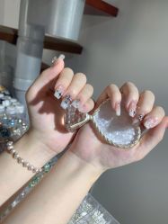 -瞧·享轻奢美甲美睫