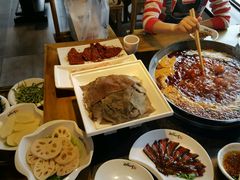 -纸盐河码头火锅(十八梯店)