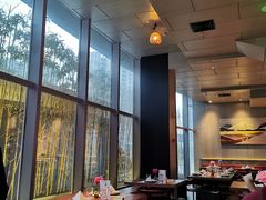 靠窗位-NIUNIUPARK和牛螃蟹(龙湖杭州滨江天街店)