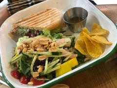 -HELLO 27 意面·沙拉·帕尼尼