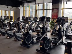 -健变健身俱乐部(前海天虹商场店)