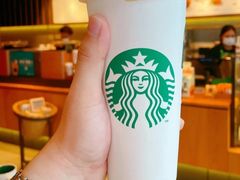 燕麦拿铁饮品-星巴克臻选(深圳万象天地旗舰店)