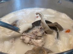 -煲王粤菜餐厅(中侨中心店)