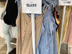 -伯肯黑德角名品折扣购物中心