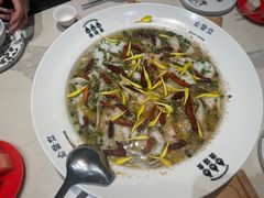 -渔语鱼酸菜鱼新川菜(来福士店)