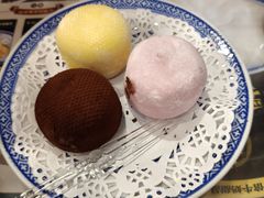 -广信牛奶甜品世家(台东店)