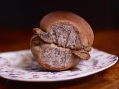 紫米牛奶餐包-仙峰天然面包(迎宾路店)