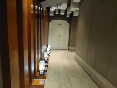 -酒问半山·悦享餐厅