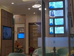 -维乐口腔(美维云门诊陆家嘴店)