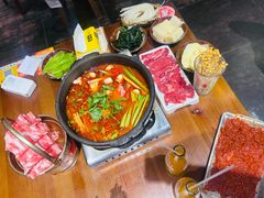 -黔有有贵州酸汤夺夺粉火锅(五味十字店)