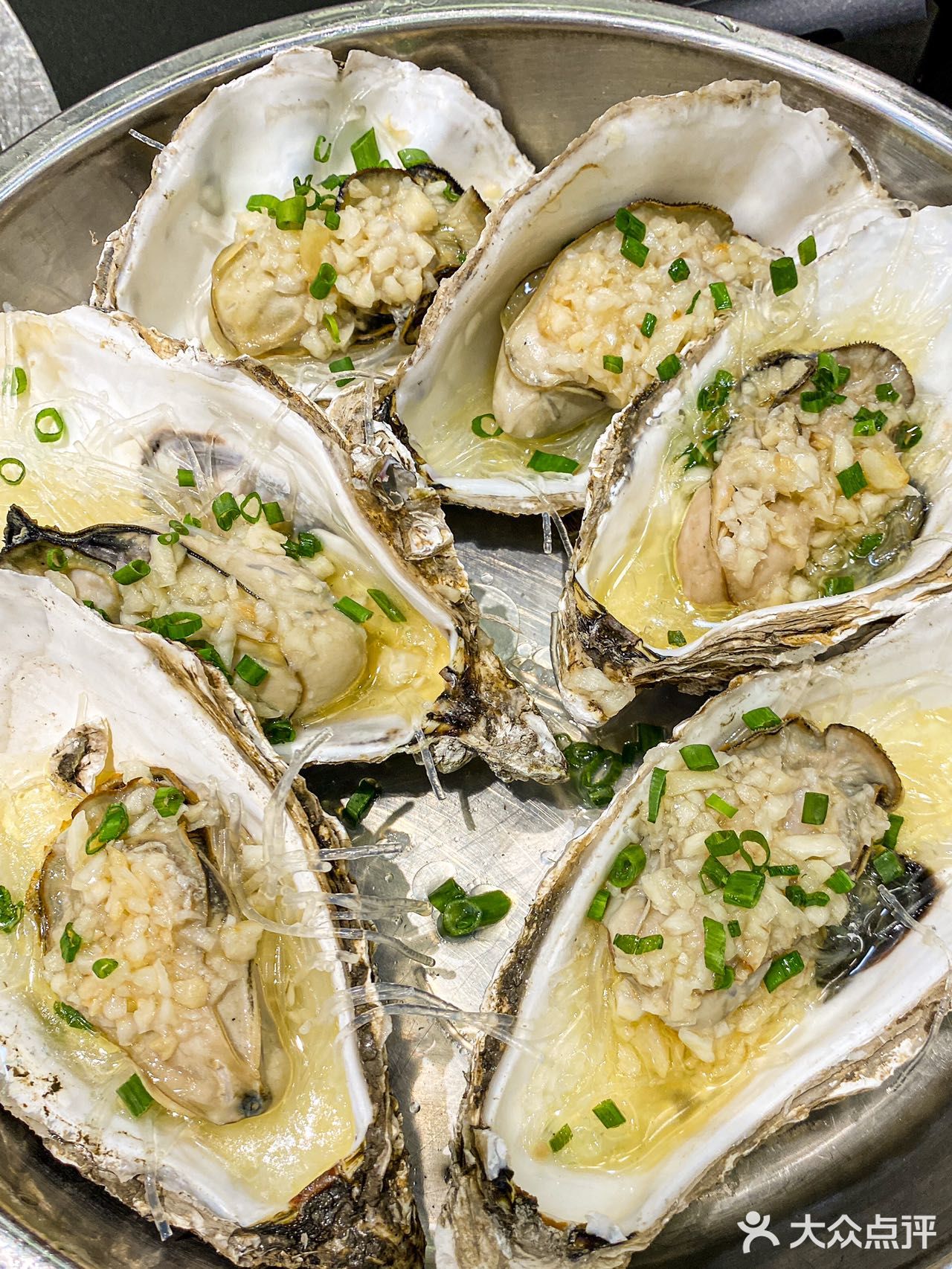 找了几家店最后来到了这家专吃生蚝的店‼️