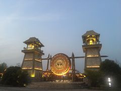 -茅山东方盐湖城景区