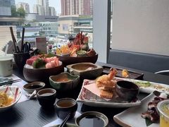 -花潮料理艺食馆(成都万象城店)