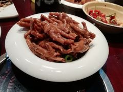 -霄汉牛三鲜湖北砂锅菜(万松园2店)
