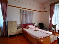 -红线女旧居