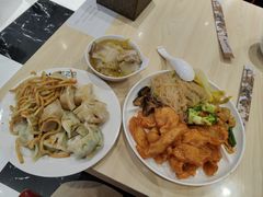 -梦航彩虹之约自助餐厅(华府天地店)