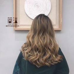 -简法造型·品牌形象店