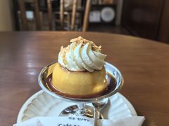 -Café Monson