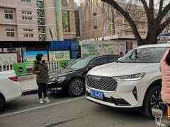 -秦皇岛市西港路小学