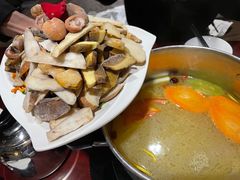 -野菌皇海景野生菌火锅(滨海大道店)