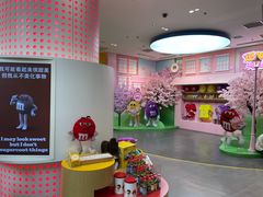 -m豆巧克力世界(上海世茂广场店)