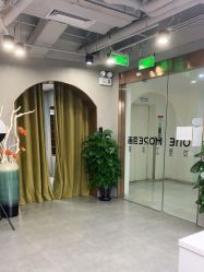 -变画·发型STUDIO