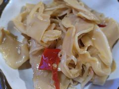 -鑫花溪牛肉米粉(人民广场店)