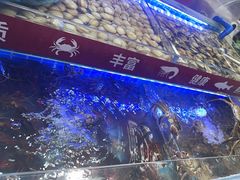 -四囍码头海鲜烧烤自助火锅(外滩南京东路悦荟广场店)