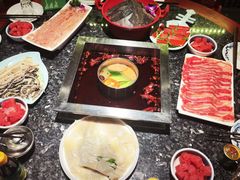 -二荆条·蜀鲜汇城市森林火锅