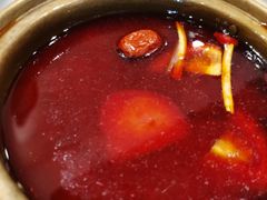 红油番茄锅底-古关火锅店(古北水镇景区店)