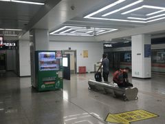 -昆明火车站(地铁站)