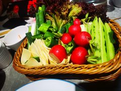 -鼎原力量东北吊炉烧烤(临河街店)