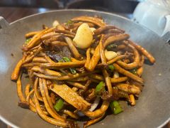 干锅茶树菇-梁记粥铺(开元地中海店)