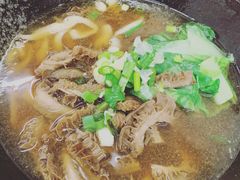 -尊品原汁牛肉面
