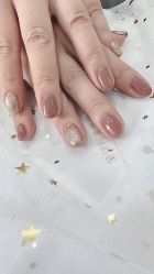 -灰姑娘美甲美睫馆