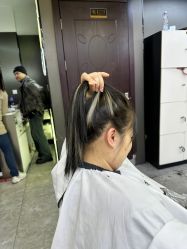 -藤野造型烫发染发