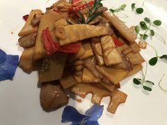-老房子金沙元年川菜食府·花园餐厅(金沙店)