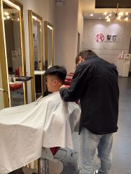 -P.R.O.salon 发哲