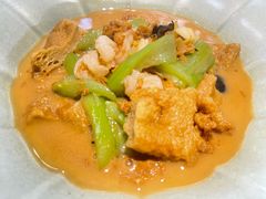 自制面筋丝瓜烧鲜虾-魁盛居百年鲁菜馆(县西巷店)