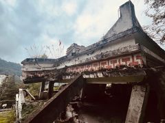 -四川汶川特大地震漩口中学遗址