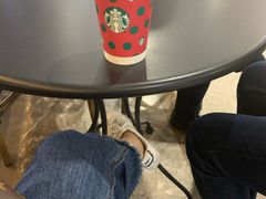 -星巴克(杭州西湖银泰1F店)