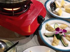 -墨脱石锅椰子鸡•香草鸭•东山羊(大东海店)