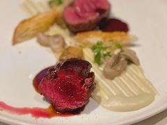 M9和牛惠灵顿配澳洲黑松露-瑞吉酒店 · Elba 欧尔巴意大利餐厅· 精致意餐·云端聚会