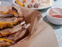 馕坑果木烤羊排-巴扎美食·新疆菜·西域歌舞表演餐厅(新疆大厦店)
