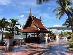 -阿瓦尼河滨曼谷酒店